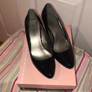 Bandolino patten leather heel